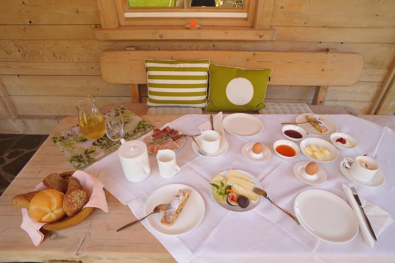 Schiessstandhof Bed and Breakfast Montagna Eksteriør billede